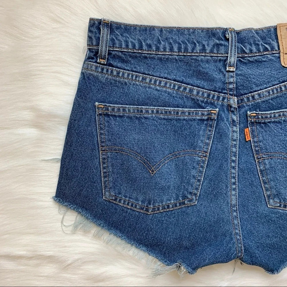Levi’s Women’s Denim Jean Shorts Vintage Orange Tab Cutoff Distressed High Rise - Picture 13 of 16